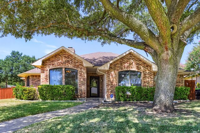 1931 Silver Creek Pl — Whispering Hills 03 Rev
