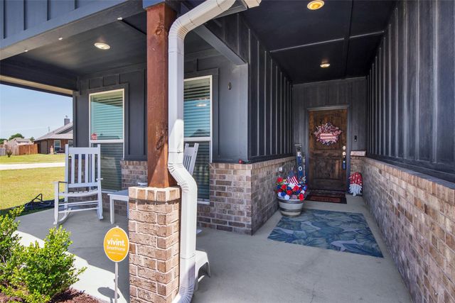 2113 Ajay Dr — Washington Meadows