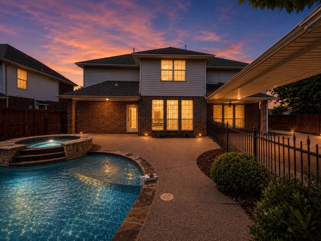 1710 Meridian Ct — Bloomfield At Hidden Lakes