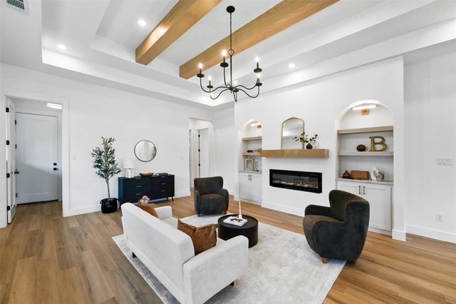 2300 Cherry Sage Dr — Fannin Farm Add