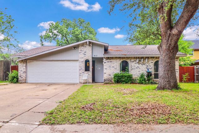 913 Shenandoah Dr — Park Forest Add 1