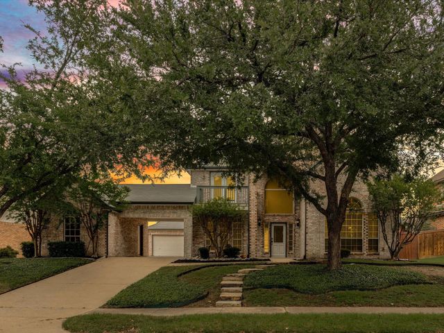736 Sunkist Ln — Estates At Chase Oaks