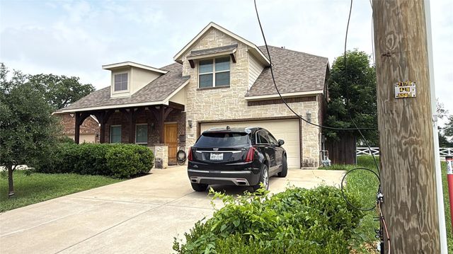 700 N Irving Heights Dr — Bodies Place