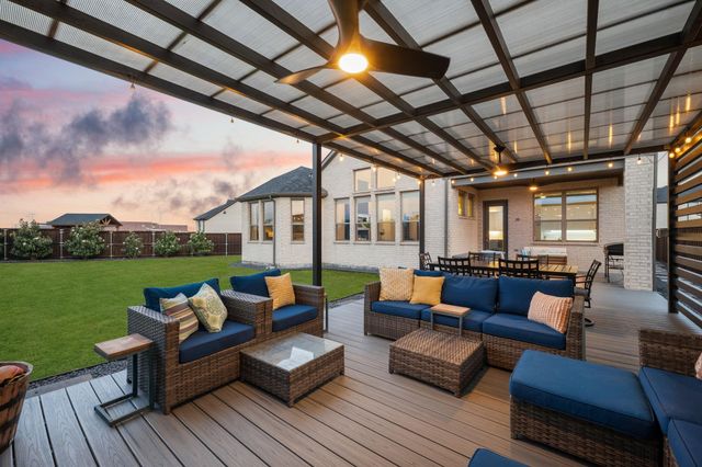 2576 Horsetail Rd — Hollyhock Ph 2