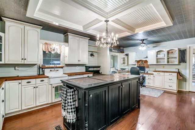 10690 County Road 2450 — Trojan Horse Estates Ph II