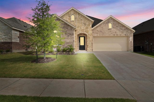 1704 Rubber Fig Ln — Shaded Tree Ph 2