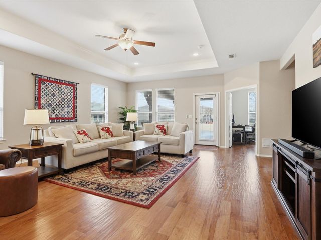 7034 Deacon Dr — Frisco Lakes By Del Webb Villa