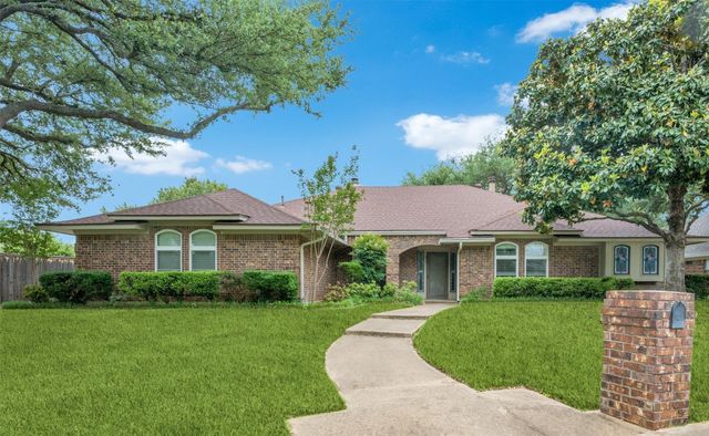 3814 Danbury Dr — Huntwick Six Add
