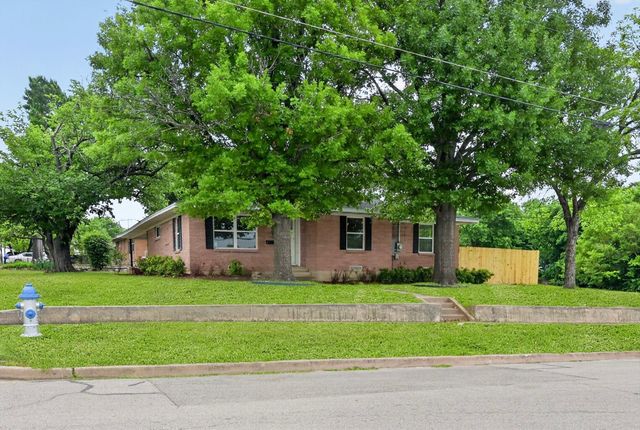 801 S Tennessee St — Mckinney Outlots