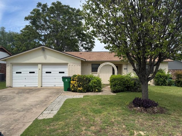 5633 Macdougall Dr — Browning Park