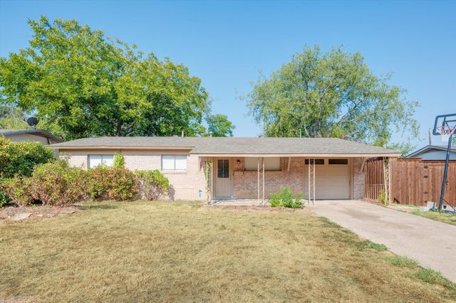 1902 Alan A Dale Rd — Robin Hood Add