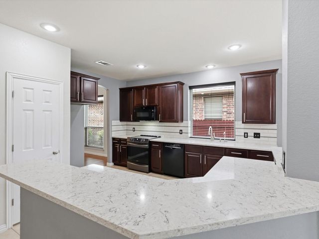 217 Cox Dr — Woodcreek Ph 3-A