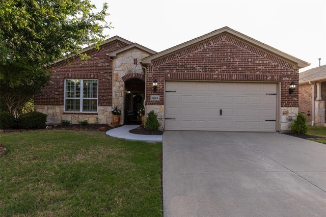 6019 Eagle Point Ln — Frisco Lakes By Del Webb Villa