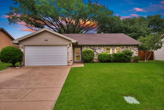 2609 N Capistrano Ct — Olympia Park