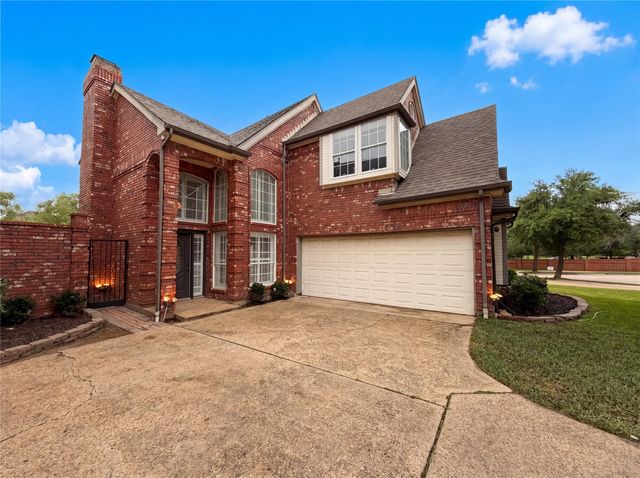 7707 Windmere Ct — Hackberry Crk Village Ph 04