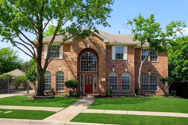 4706 Coventry Ln — Wimbledon On The Creek