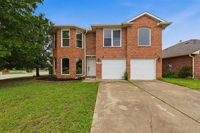 829 Elbe Dr — South Pointe Add