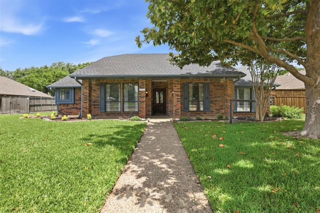 2417 Banner Elk Cir — Hunters Glen Nine