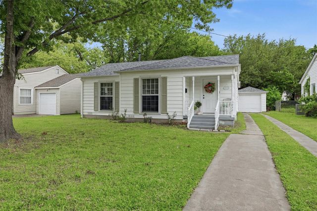 1032 N Lockhart St — J B McNair Survey
