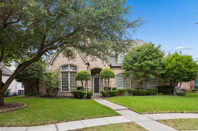 6825 Oak Park Ln — Oak Creek Estates