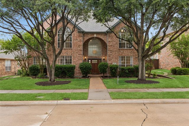 4021 Carmichael Dr — Meadow Ridge
