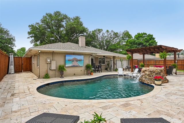 2609 Grandview Dr — Dallas North Estates 12th Instl