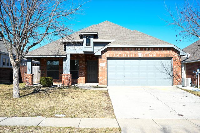 2204 Rockport Dr — Summit Pointe Estates Add Ph I