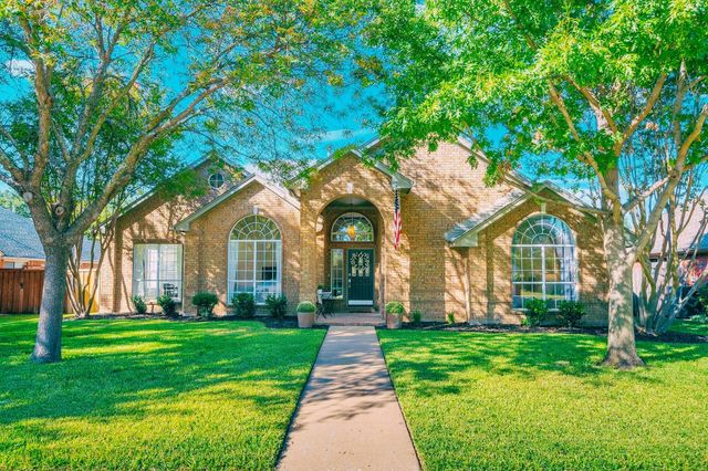 2049 Cannes Dr — Oakwood Glen Third Sec