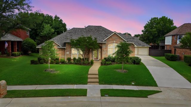 2709 Greenview Dr — Arbor Hollow