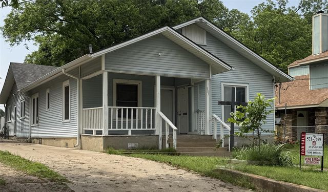 803 S Vernon Ave — Fouraker Homestead