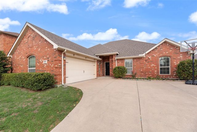 1517 White Willow Ln — Willowstone