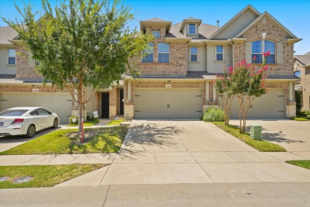 2317 Cortellia St — Venetian Villas North