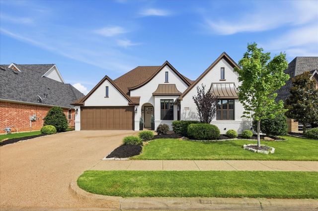 2705 River Path Ct — Park Place