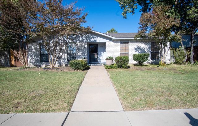 829 Cambridge Dr — Westgate Add 1