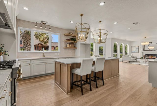 4 Foxborough Ct — Highlands Of Heath