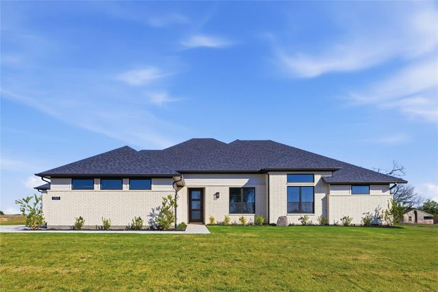 2321 Aleman St — Waterfall Ranch