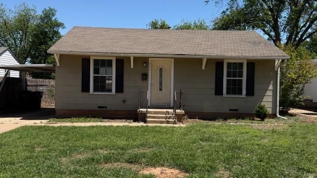 513 W Inwood Dr — Morningside Park E
