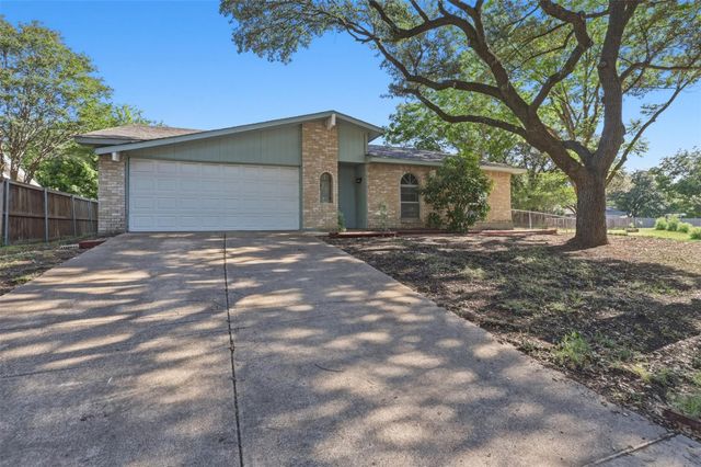 1201 Platt Dr — Park Forest Add 1