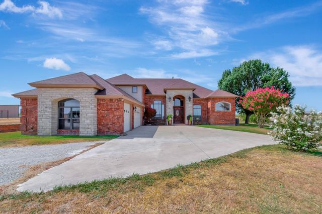 5520 White Settlement Rd — Chisholm Heights