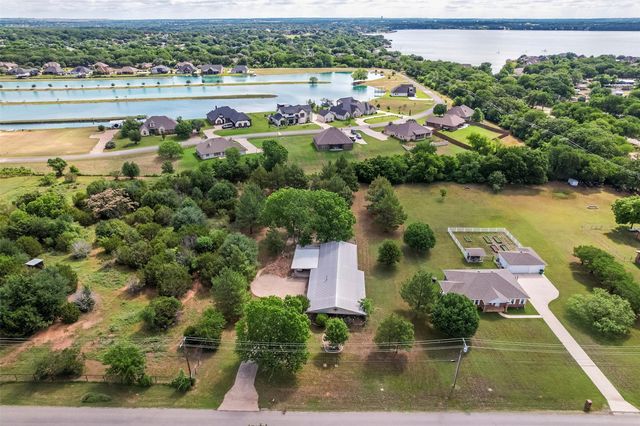 3625 Carla Ct — Nassau Bay I