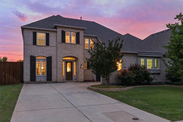7942 Sarahville Dr — University Place Add Ph 4