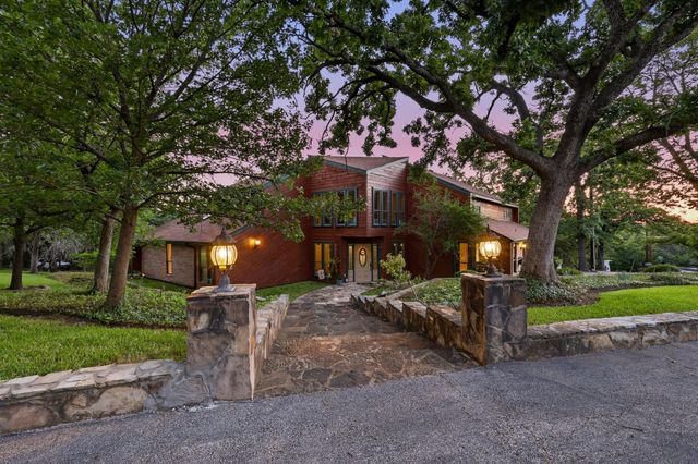 122 Brookdale Dr — Clearwater Estates
