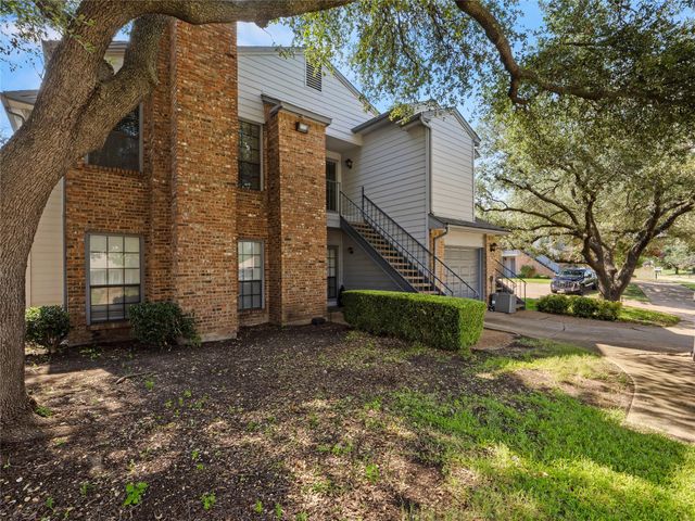 3101 Townbluff Dr #1024 — Townbluff Condo