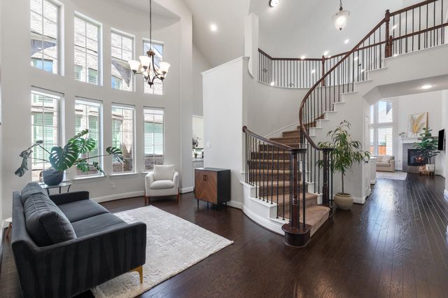 4827 Saguaro Rdg — Lake Forest Ph Ia