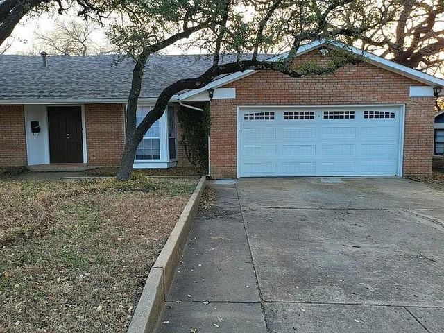 5728 Rockhill Rd — Eastern Hills Add