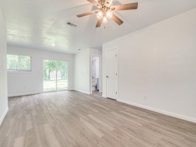 525 Moonlight Dr — Star Crest Estates