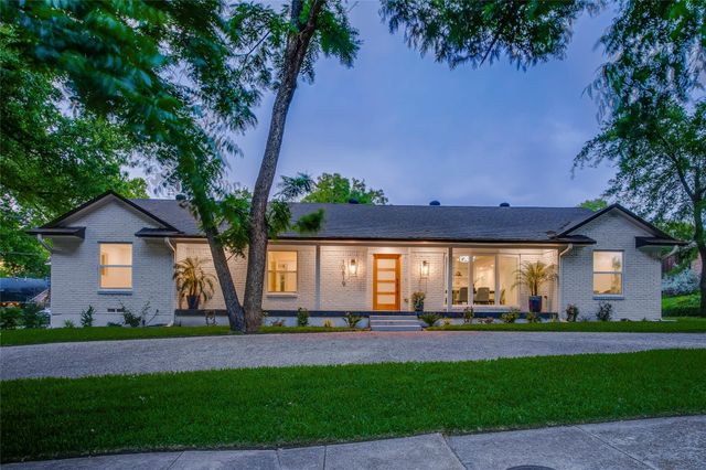 10819 Lochspring Dr — Lochwood Meadows