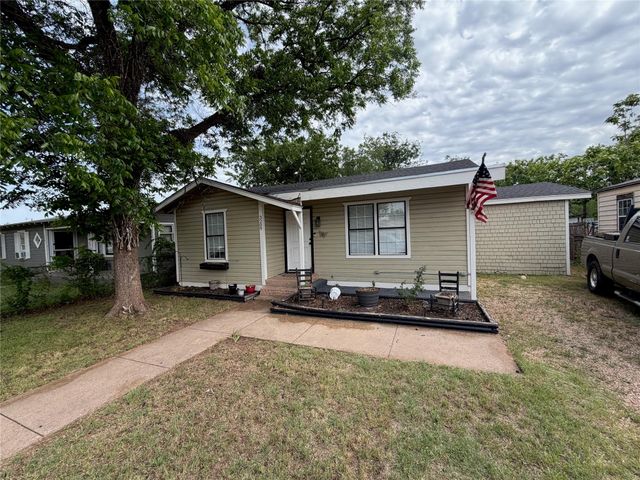 3209 Russell
