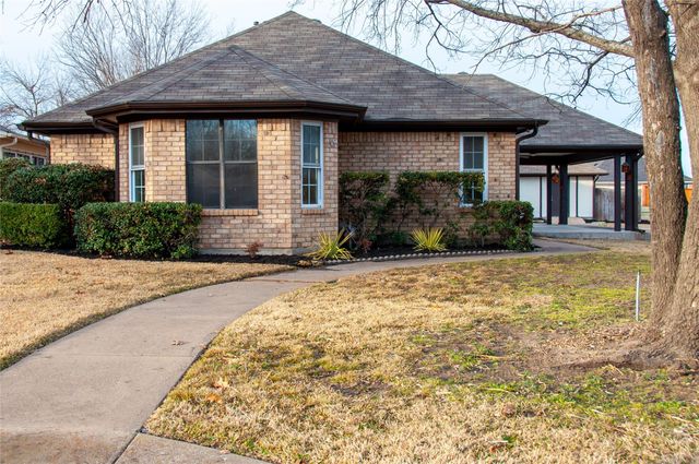 3104 Canton St — Mineral Heights Sub