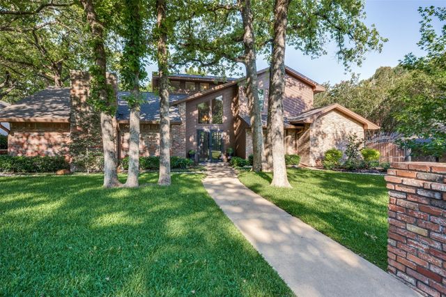 804 Firewheel Trl — Woodhaven Cntry Club Estates
